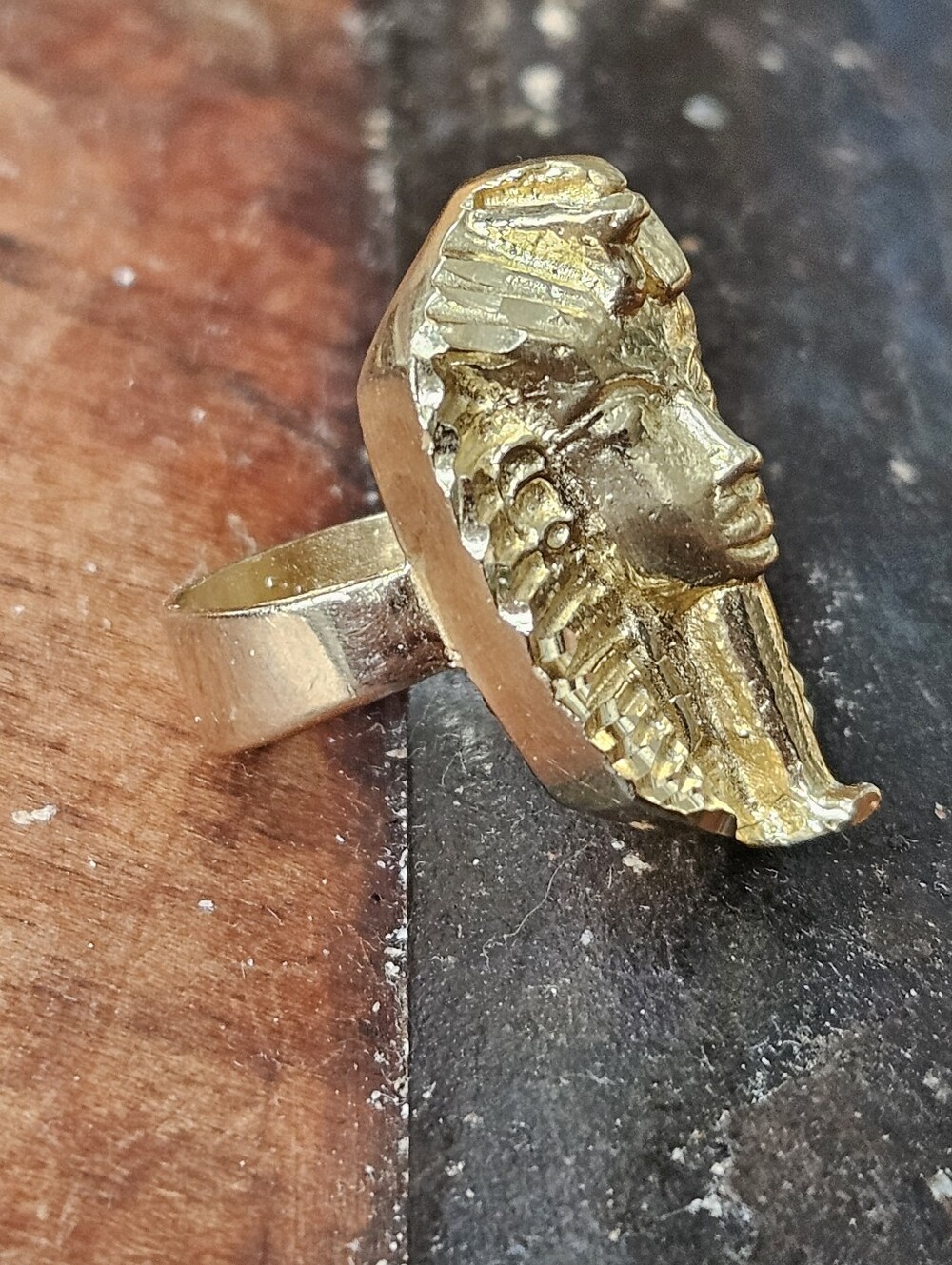 Vintage Solid 14k Yellow Gold Egytian King Tut Pharaoh Signet Statement Ring - Picture 3 of 6